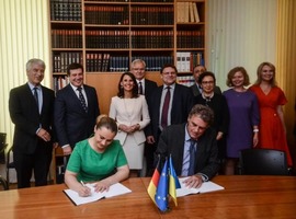 Угода між Фондом енергоефективності та IFC дає старт фінансуванню програм енергоефективності в багатоквартирних будинках, — Зубко