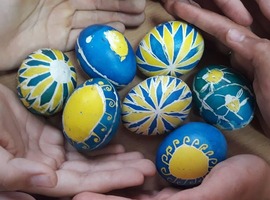 Мирного Великодня!