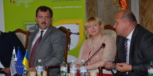 У Чернівцях міські голови та експерти дискутували про готовність українських міст впроваджувати практичні проекти у сфері енергоефективності.